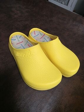 Birkenstock Bright Yellow Slip-On Clogs --BRAND NEW WITHOUT RETAIL BOX